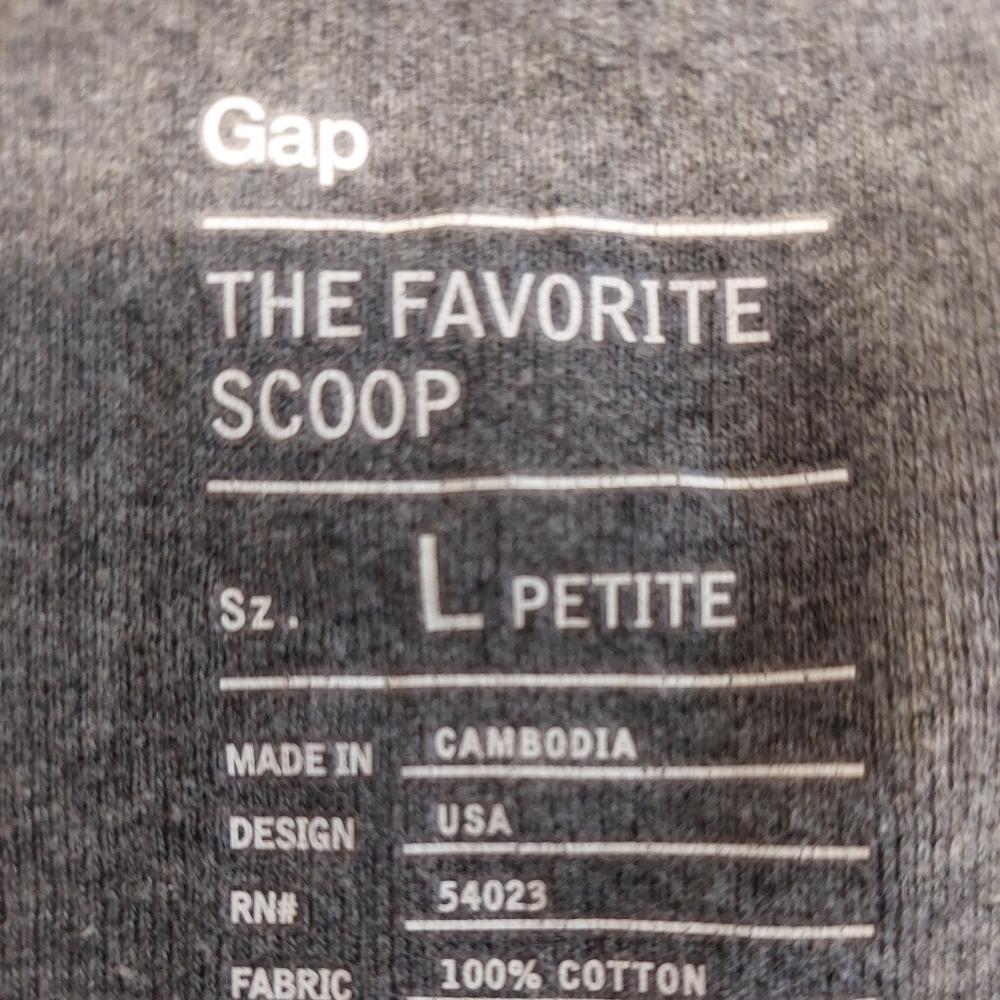 GAP "The Favorite Scoop" Tee Top - Picture 5 of 6